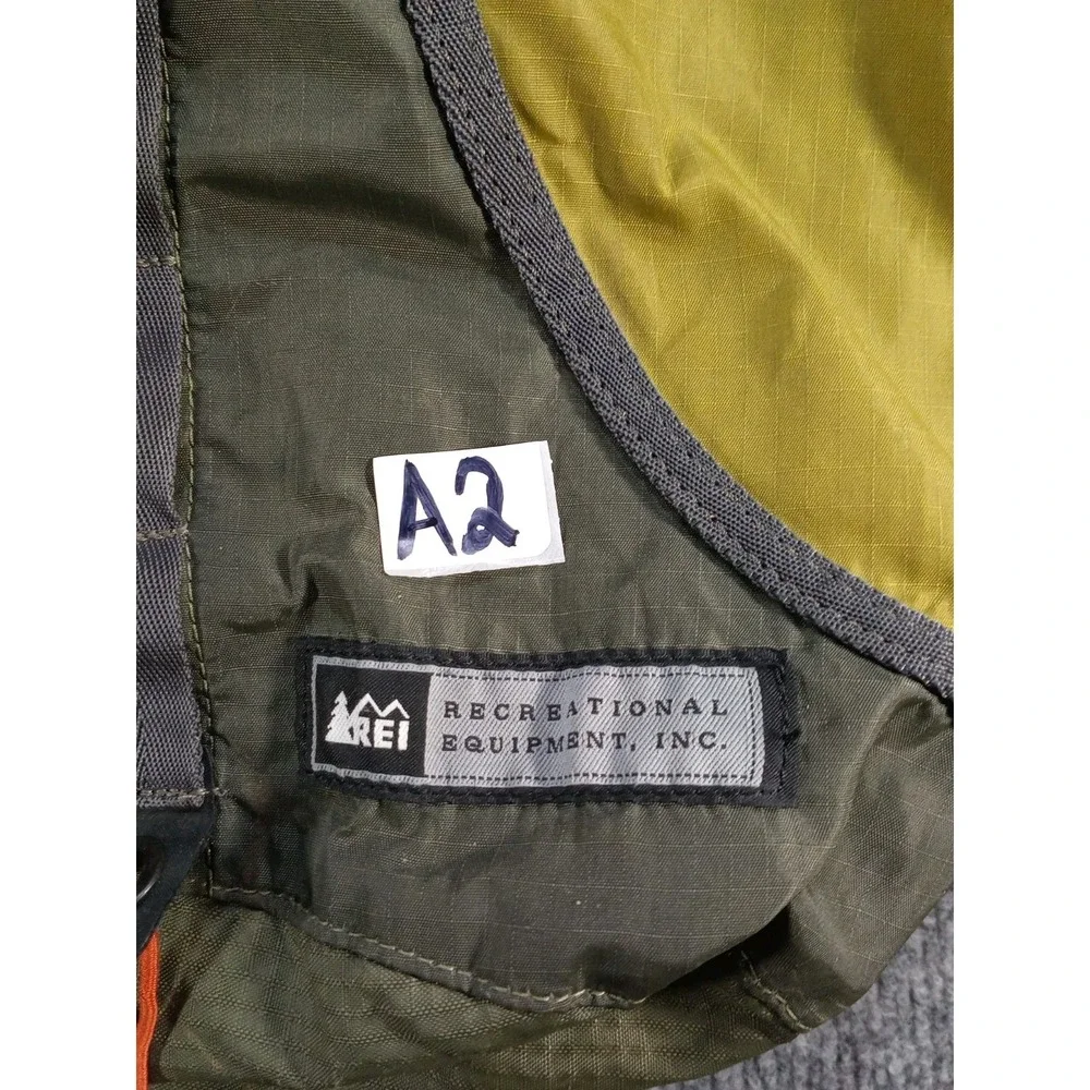REI Flash 18 Backpack Lightweight Hiking Daypack Olive Green Yellow 18L